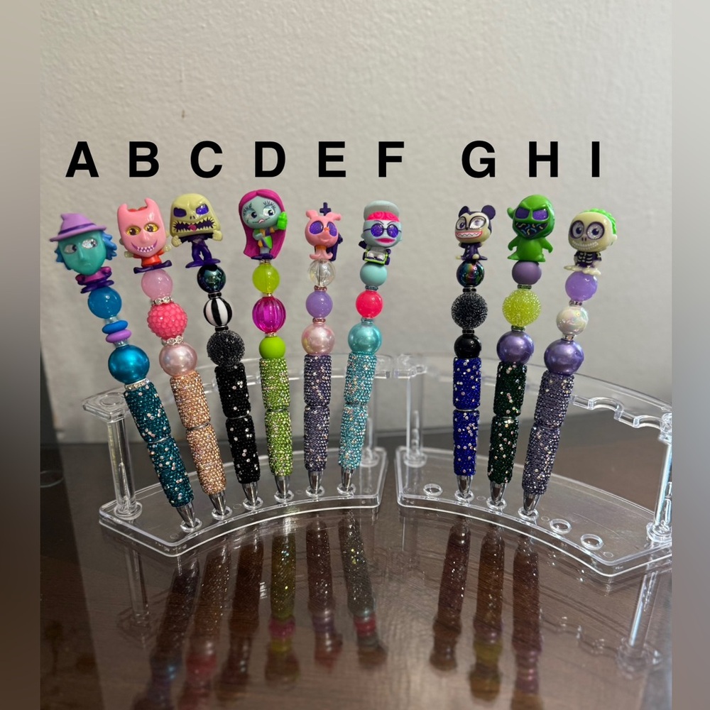🌺Doorable Nightmare Before Christmas Glow Rhinestone Beadable Pens